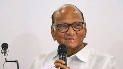 शरद पवारांची मोठी खेळी, काँग्रेसच्या गांधी कुटुंबाच्या जवळच्या नेत्याच्या हाती तुतारी