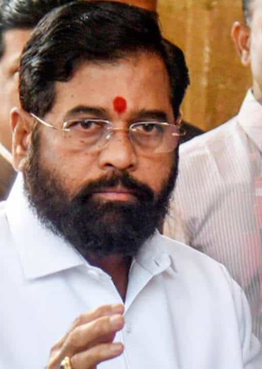 MSRTC ST Employees Strike : एसटी कर्मचाऱ्यांच्या संपाबाबत मोठी अपडेट; मुख्यमंत्र्यांनी घेतली दखल, कुठे काय परिस्थिती? MSRTC ST Employees Strike : एसटी कर्मचाऱ्यांच्या संपाबाबत मोठी अपडेट; मुख्यमंत्र्यांनी घेतली दखल, कुठे काय परिस्थिती?