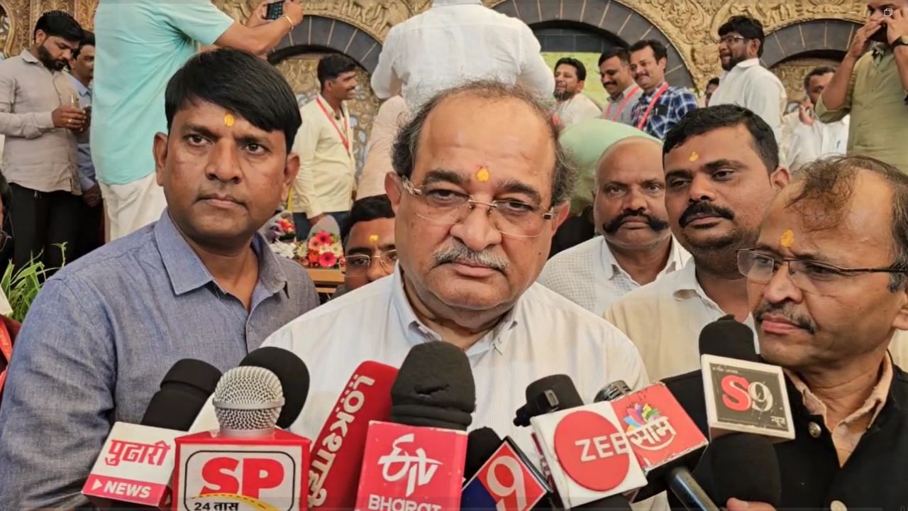 '...तर माझा कार्यक्रम झाला असता', राधाकृष्ण विखे पाटील यांचे मिश्किल वक्तव्य '...तर माझा कार्यक्रम झाला असता', राधाकृष्ण विखे पाटील यांचे मिश्किल वक्तव्य