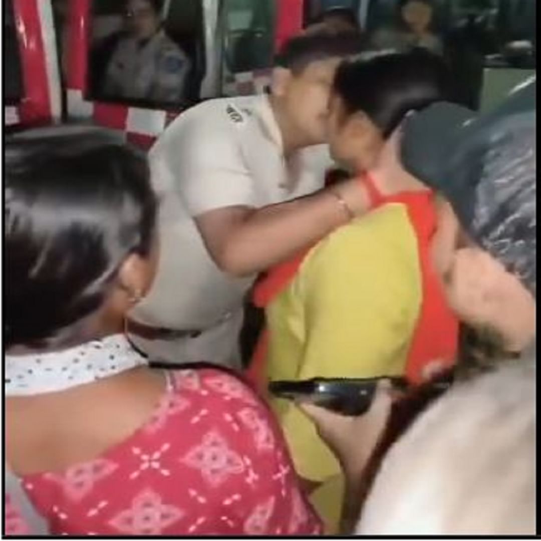 on-duty woman police officer misbehaved with a woman