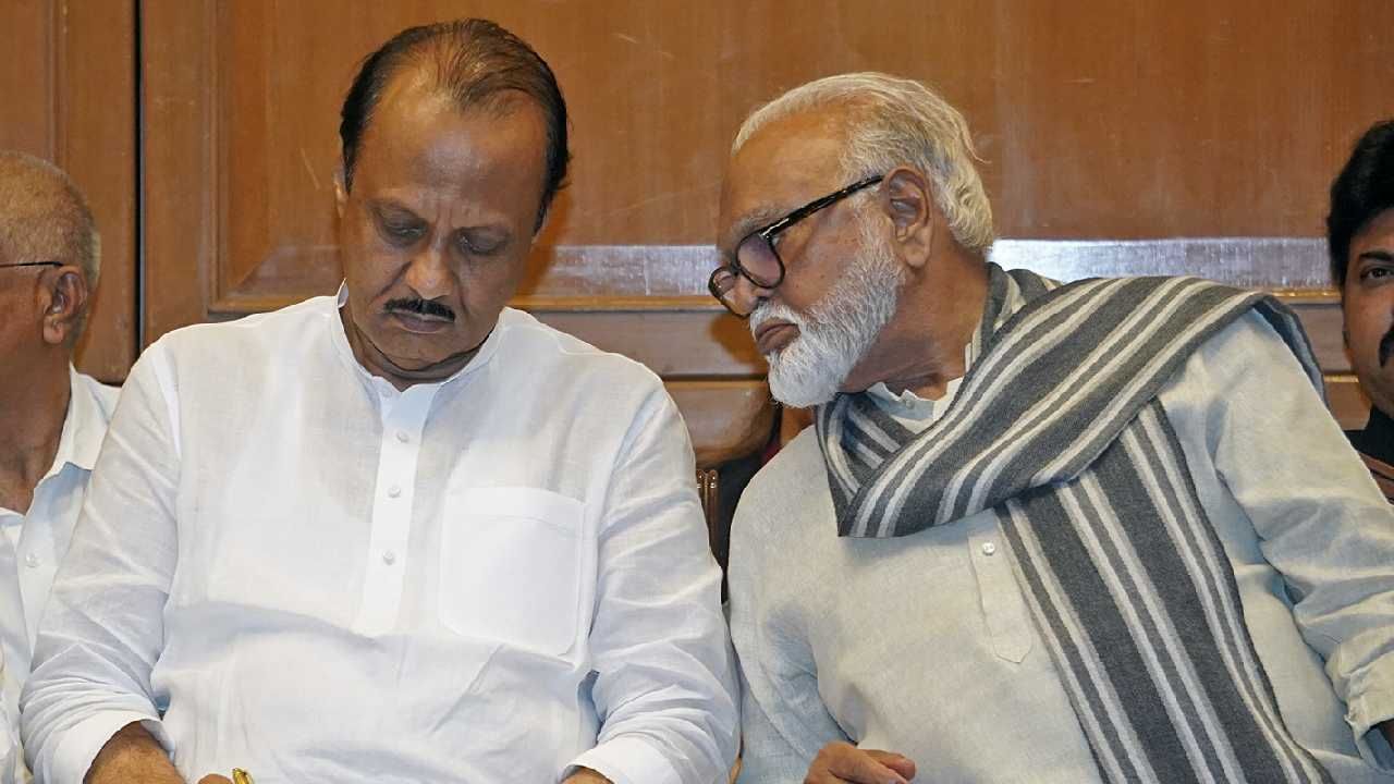 अजितदादांच्या R R आबांबाबतच्या विधानावर छगन भुजबळांची प्रतिक्रिया; म्हणाले, ते राहिलेले नाहीत.... अजितदादांच्या R R आबांबाबतच्या विधानावर छगन भुजबळांची प्रतिक्रिया; म्हणाले, ते राहिलेले नाहीत....