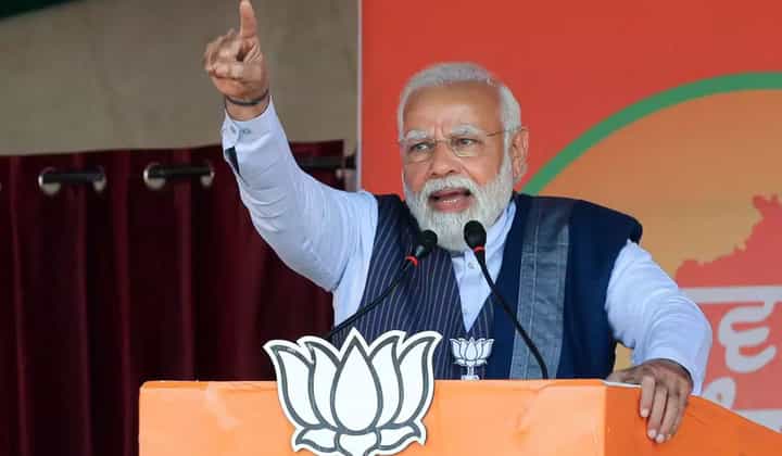 Assembly Election 2024 : पंतप्रधान नरेंद्र मोदींच्या महाराष्ट्रात 10 सभा, कुठे-कधी असणार प्रचारसभांचा धडाका? Assembly Election 2024 : पंतप्रधान नरेंद्र मोदींच्या महाराष्ट्रात 10 सभा, कुठे-कधी असणार प्रचारसभांचा धडाका?