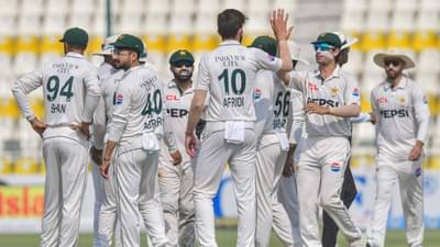 PAK vs ENG : दुसऱ्या कसोटीसाठी पाकिस्तानच्या प्लेइंग 11 ची घोषणा, बाबरच्या जागी 1 सामना खेळलेला खेळाडू