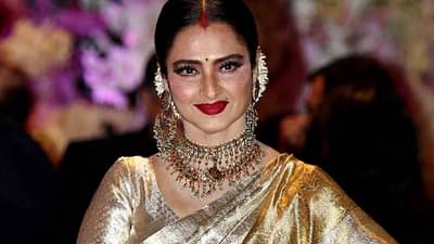 पतीच्या मृत्यूनंतरही रेखा कोणाच्या नावाचे कुंकू भांगात लावते, मोठा खुलासा, अखेर..