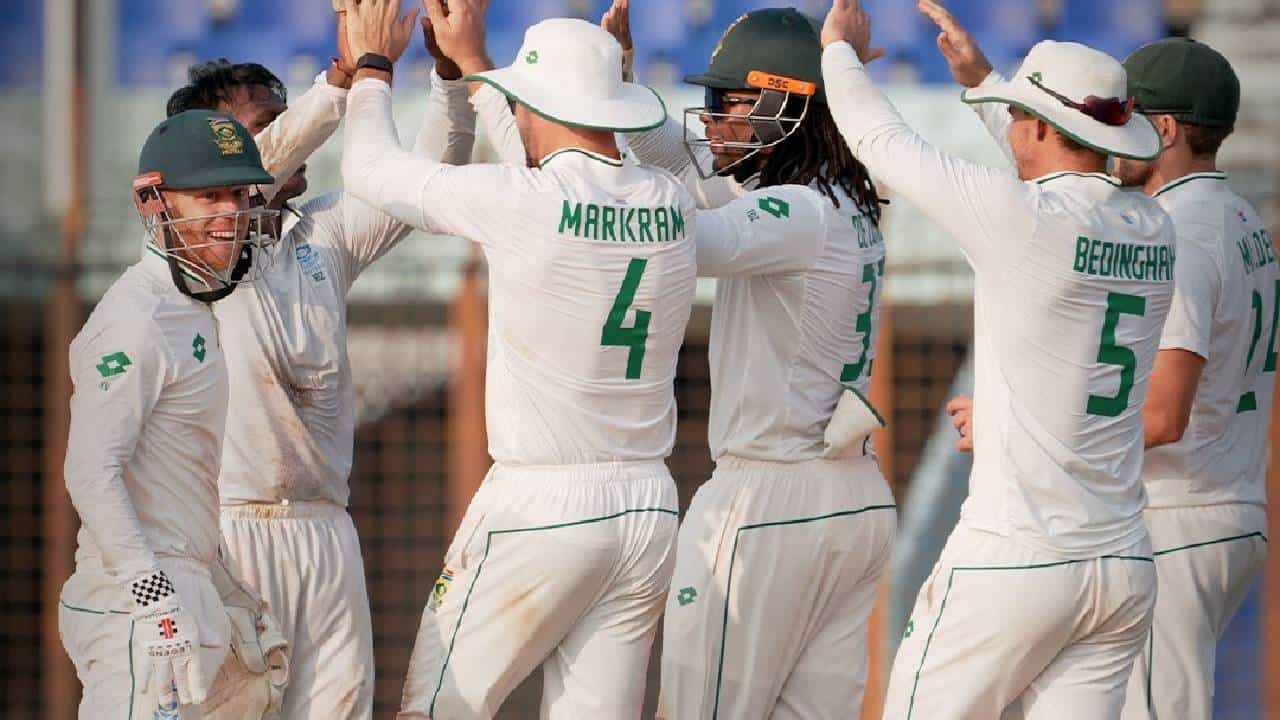 SA vs BAN : दक्षिण अफ्रिकेचा बांगलादेशला व्हाईट वॉश, WTC 2025 स्पर्धेत विजयी टक्केवारी वाढली