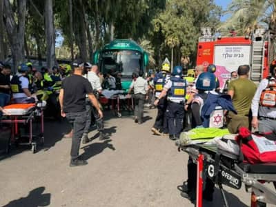 इस्रायलवर मोठा दहशतवादी हल्ला; तेल अवीवमध्ये ट्रकनं अनेकांना चिरडलं, घटनेचा Live video