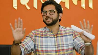 मुख्यमंत्री कुणापुढे झुकत नव्हते, ते झुकतात कसे? दादागिरी सहन करतात कसे?, आदित्य ठाकरेंचे खोचक सवाल