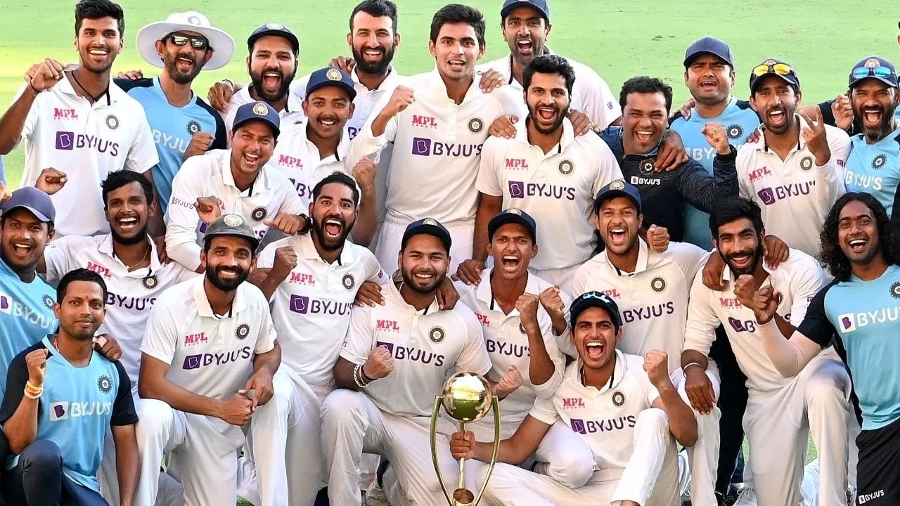 IND vs AUS : ऑस्ट्रेलिया दौऱ्यासाठी टीम इंडियात बदल, 1 2 नाही, तब्बल 11 खेळाडू 'आऊट' IND vs AUS : ऑस्ट्रेलिया दौऱ्यासाठी टीम इंडियात बदल, 1 2 नाही, तब्बल 11 खेळाडू 'आऊट'