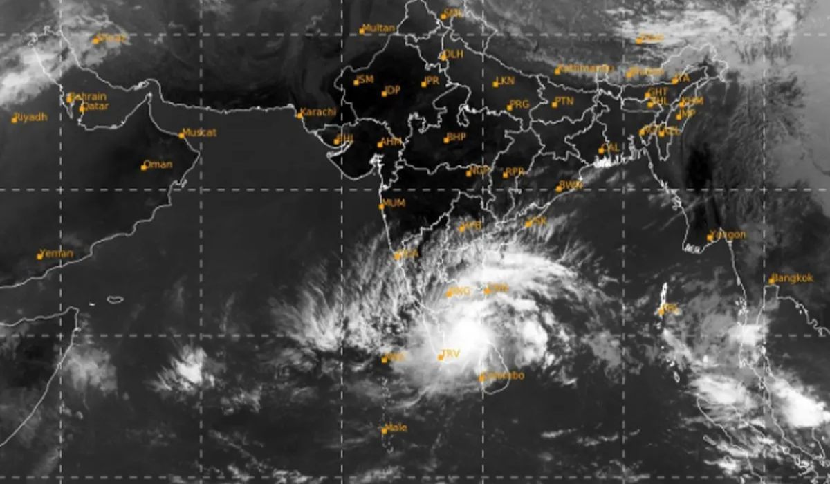 cyclone dana : चक्रीवादळाचा धोका लक्षात घेता NDRF, तटरक्षक दल, सरकारी यंत्रणा हाय अलर्टवर