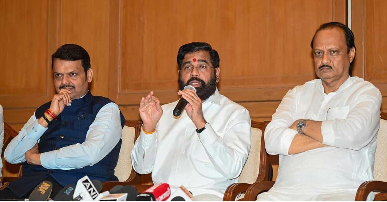 'लाडकी बहीण योजना' बंद करणाऱ्यांचा करेक्ट कार्यक्रम..काय म्हणाले मुख्यमंत्री एकनाथ शिंदे 'लाडकी बहीण योजना' बंद करणाऱ्यांचा करेक्ट कार्यक्रम..काय म्हणाले मुख्यमंत्री एकनाथ शिंदे