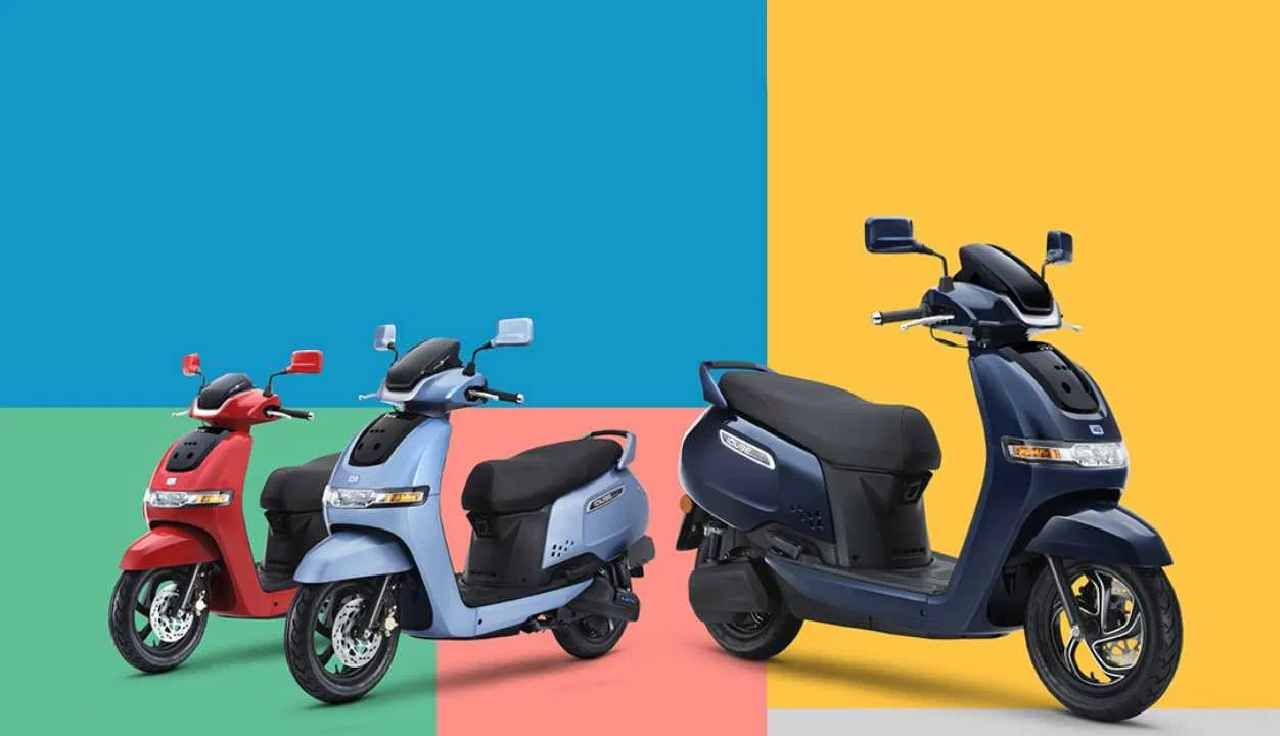 Electric Scooter : इलेक्ट्रिक स्कूटर विकत घेताय, Ola, Ather, TVS  या कंपन्या बॅटरीची किती वर्षांची वॉरंटी देतात?