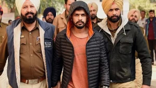 Lawrence Bishnoi : साबरमती जेलमध्ये असलेल्या लॉरेन्सला पोलीस मुंबईत का आणू शकत नाहीत, काय कारण?