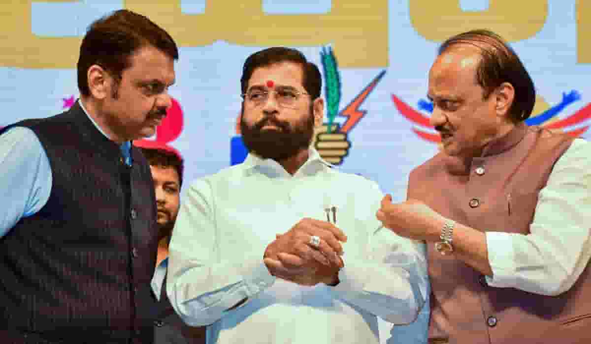 Maharashtra Cabinet expansion : कोण पुन्हा मंत्री? रविवारी भाजप, शिवसेनेसह राष्ट्रवादीचे कोणते नेते घेणार मंत्रिपदाची शपथ, बघा यादी