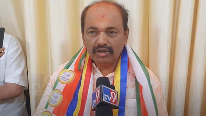'मालक मालकच राहिले, मात्र जनतेला...', शरद पवार गटाचे उमेदवार महेश कोठे यांचा कोणावर निशाणा? 'मालक मालकच राहिले, मात्र जनतेला...', शरद पवार गटाचे उमेदवार महेश कोठे यांचा कोणावर निशाणा?