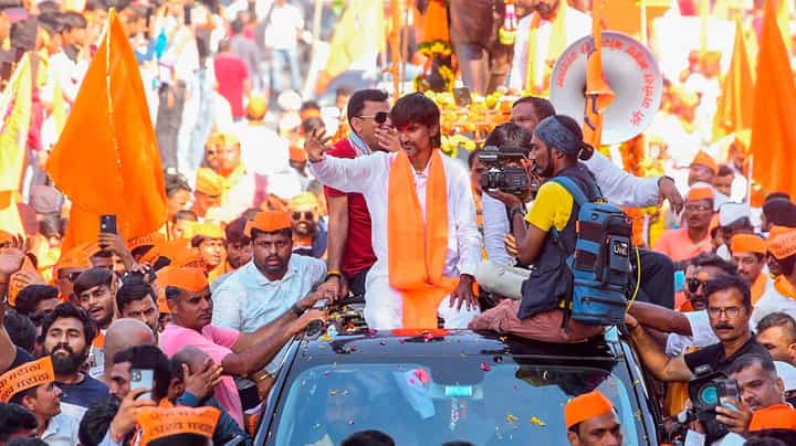 ही आक्रोशाची लाट देवेंद्र फडणवीस यांचा कार्यक्रमच करणार, जरांगे पाटील याचं वक्तव्य ही आक्रोशाची लाट देवेंद्र फडणवीस यांचा कार्यक्रमच करणार, जरांगे पाटील याचं वक्तव्य