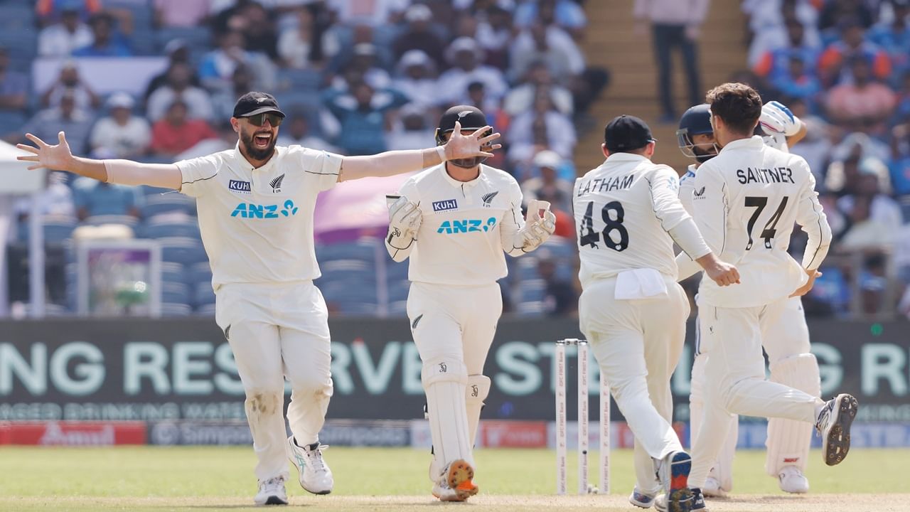 IND vs NZ : टीम इंडियाने लाज घालवली, 12 वर्षांनी मायदेशात मालिका गमावली, न्यूझीलंड दुसऱ्या सामन्यात 113 धावांनी विजयी