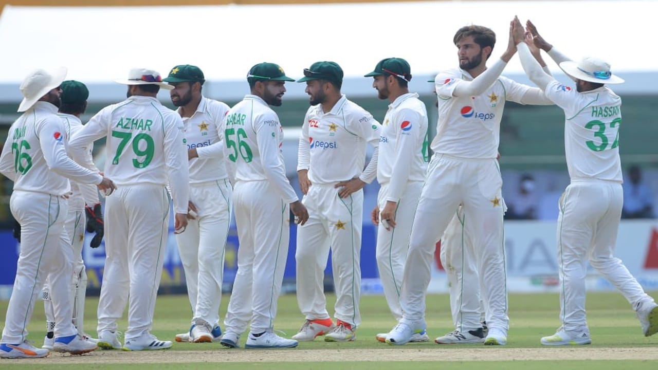 Pakistan Raj Eng PAK vs ENG : इंग्लंडनंतर पाकिस्तानची प्लेइंग ईलेव्हन जाहीर, कुणाला संधी ...