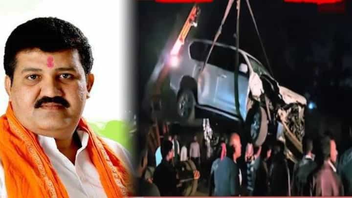 मंत्री संजय राठोड यांच्या वाहनाचा भीषण अपघात, कारचा चक्काचूर अन्... मंत्री संजय राठोड यांच्या वाहनाचा भीषण अपघात, कारचा चक्काचूर अन्...