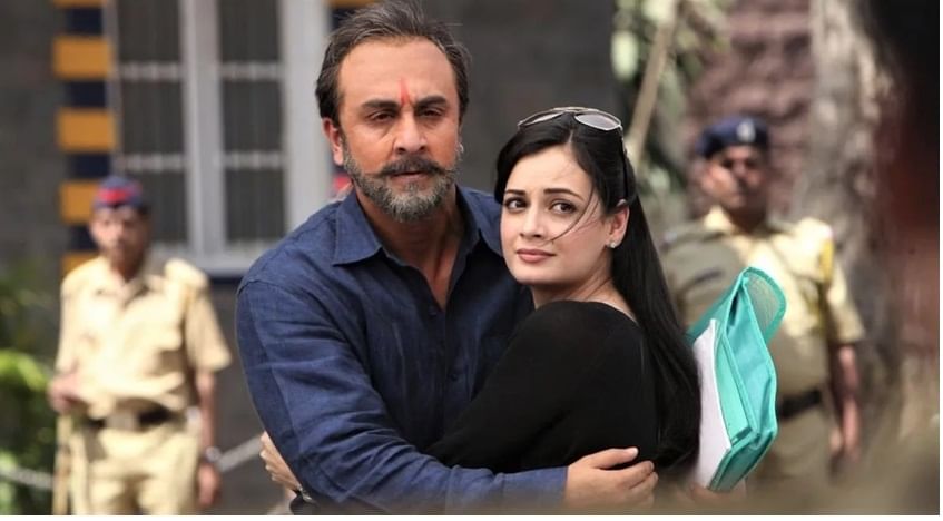 sanjay Dutt अभिनेता संजय दत्त याच्या जीवनावरील 'संजू' या बायोपिकमध्ये रणधीर कपूर याने संजय दत्तचा रोल केला होता. या चित्रपटासाठी संजय दत्तने 9 कोटी मानधनासोबत प्रॉफीट देखील वाटून घेतले होते. 