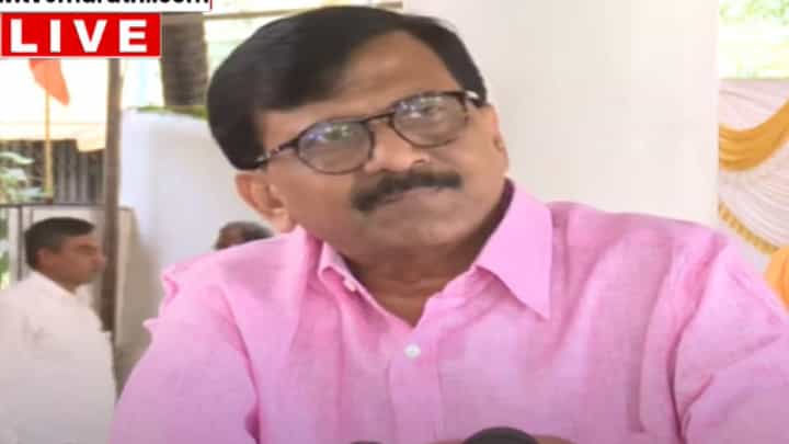 देवेंद्र फडणवीस यांना इस्रायल की युक्रेनपासून धोका ? काय म्हणाले संजय राऊत देवेंद्र फडणवीस यांना इस्रायल की युक्रेनपासून धोका ? काय म्हणाले संजय राऊत