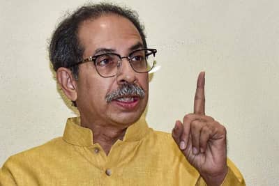 उद्धव ठाकरे यांना या मतदार संघातून उभे करावे, महाविकास आघाडीकडे या नेत्याची मागणी