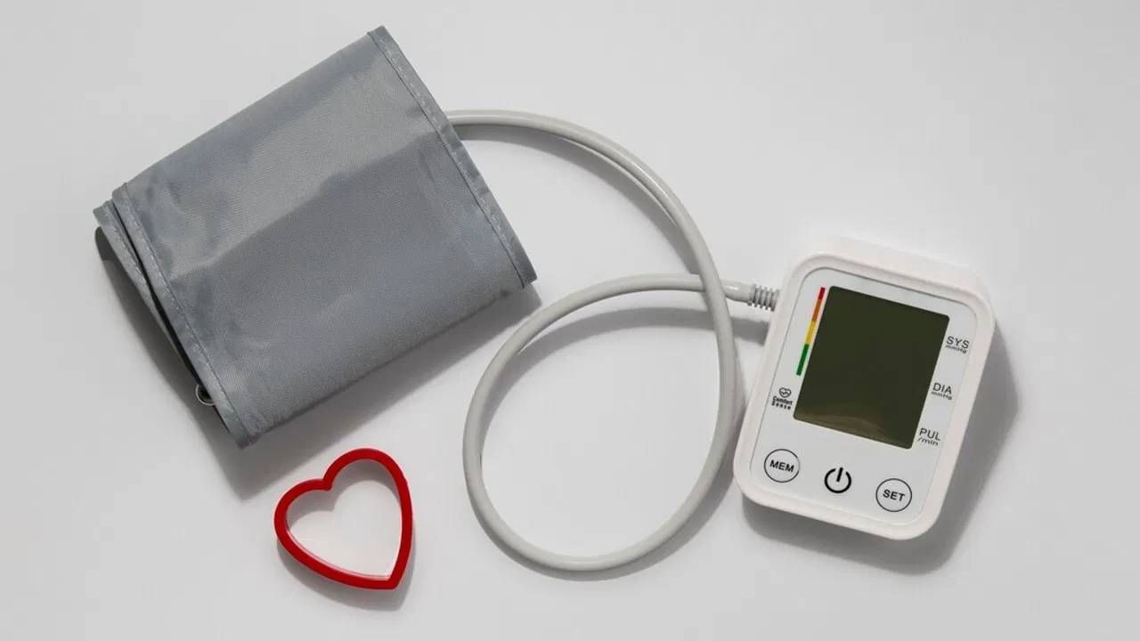 टॉप 5 Blood Pressure मॉनिटर मशीन, 60 ते 70 टक्के सूट, ऑफर्स वाचा टॉप 5 Blood Pressure मॉनिटर मशीन, 60 ते 70 टक्के सूट, ऑफर्स वाचा