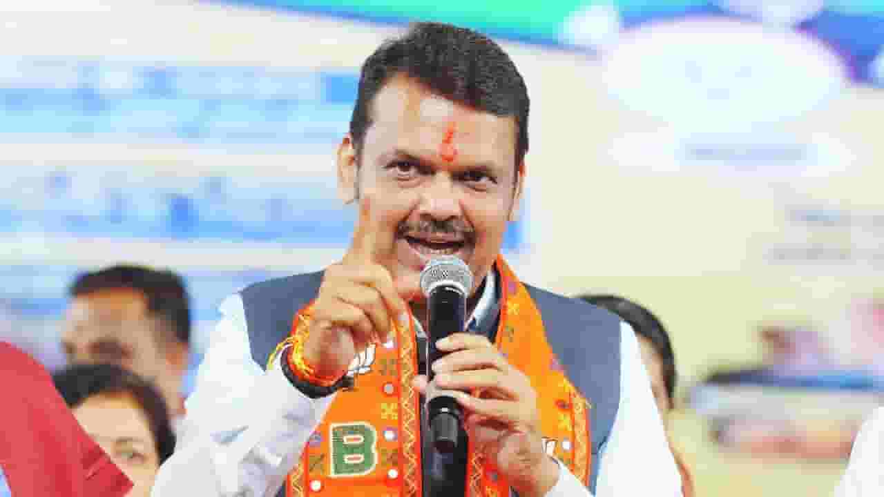 Devendra Fadnavis : '...म्हणून राष्ट्रपती राजवट लागली', शरद पवारांचं नाव घेत देवेंद्र फडणवीसांचा गौप्यस्फोट