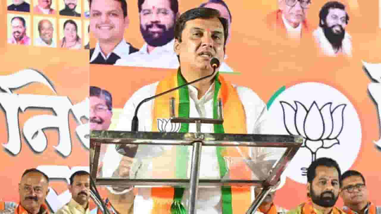 'लाडक्या बहिणीं'ना दमदाटी केल्यानंतर भाजप खासदाराची आता बिनशर्त माफी; म्हणाले, 'माता-भगिनी...' 'लाडक्या बहिणीं'ना दमदाटी केल्यानंतर भाजप खासदाराची आता बिनशर्त माफी; म्हणाले, 'माता-भगिनी...'