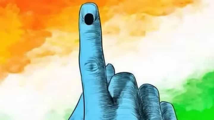 Maharashtra Exit Poll 2024 : राज्यात कुणाची सत्ता? मविआ की महायुती? एक्झिट पोलच्या आकडेवारीनं हादरवलं Maharashtra Exit Poll 2024 : राज्यात कुणाची सत्ता? मविआ की महायुती? एक्झिट पोलच्या आकडेवारीनं हादरवलं
