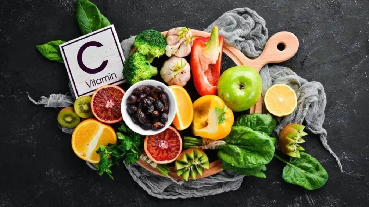 विषारी हवा आणि संसर्गापासून वाचवतील व्हिटॅमिन सीने समृद्ध असलेली फळे विषारी हवा आणि संसर्गापासून वाचवतील व्हिटॅमिन सीने समृद्ध असलेली फळे