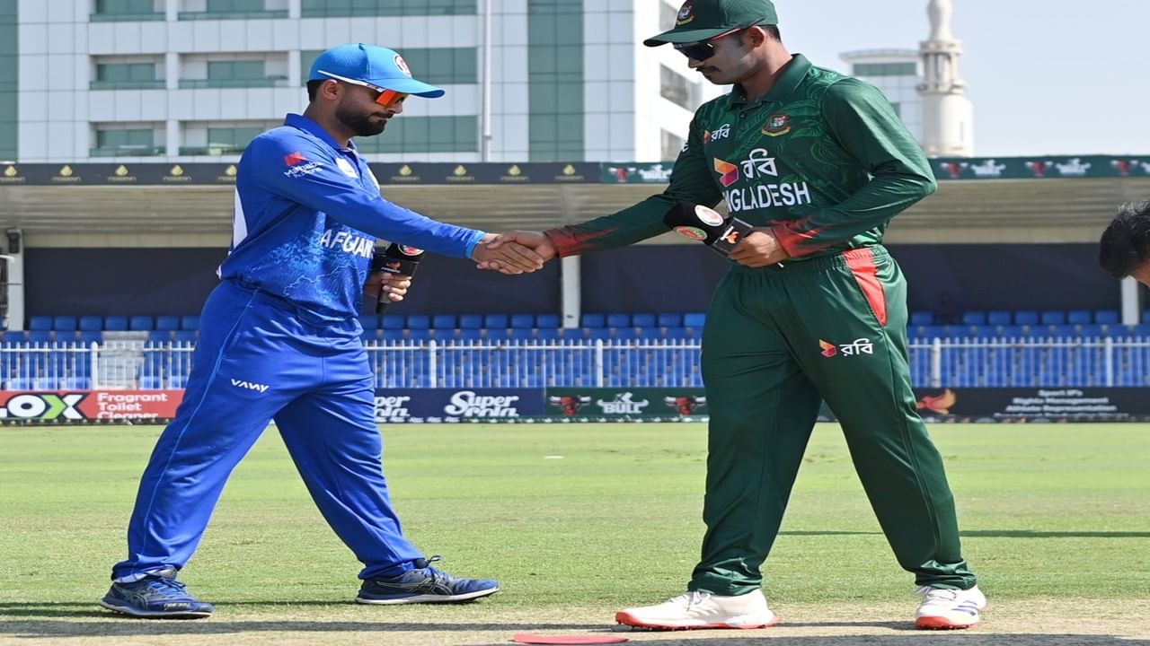 AFG vs BAN : अफगाणिस्तान मालिका विजयाची संधी, बांगलादेश रोखणार का? AFG vs BAN : अफगाणिस्तान मालिका विजयाची संधी, बांगलादेश रोखणार का?