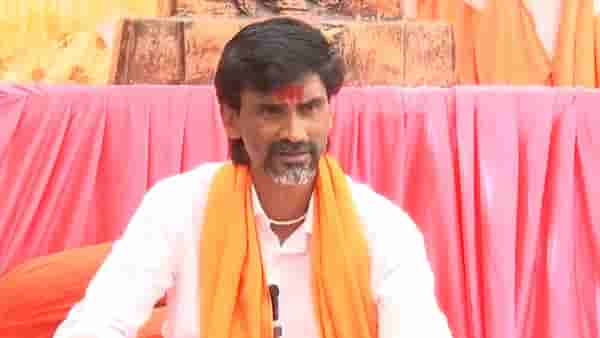 निवडून आणायचे त्याला आणले आणि पाडायचे त्याला पाडले, मनोज जरांगेंचा खळबळजनक खुलासा, म्हणाले लोकांमध्ये राहिला नाहीत तर...