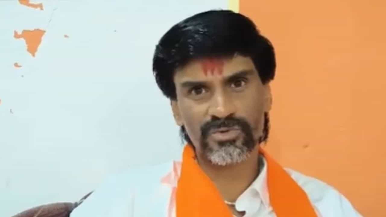 मुंडेंच्या तक्रारीनंतर मनोज जरांगे पाटील अडचणीत, ते प्रकरण भोवलं, गुन्हा दाखल