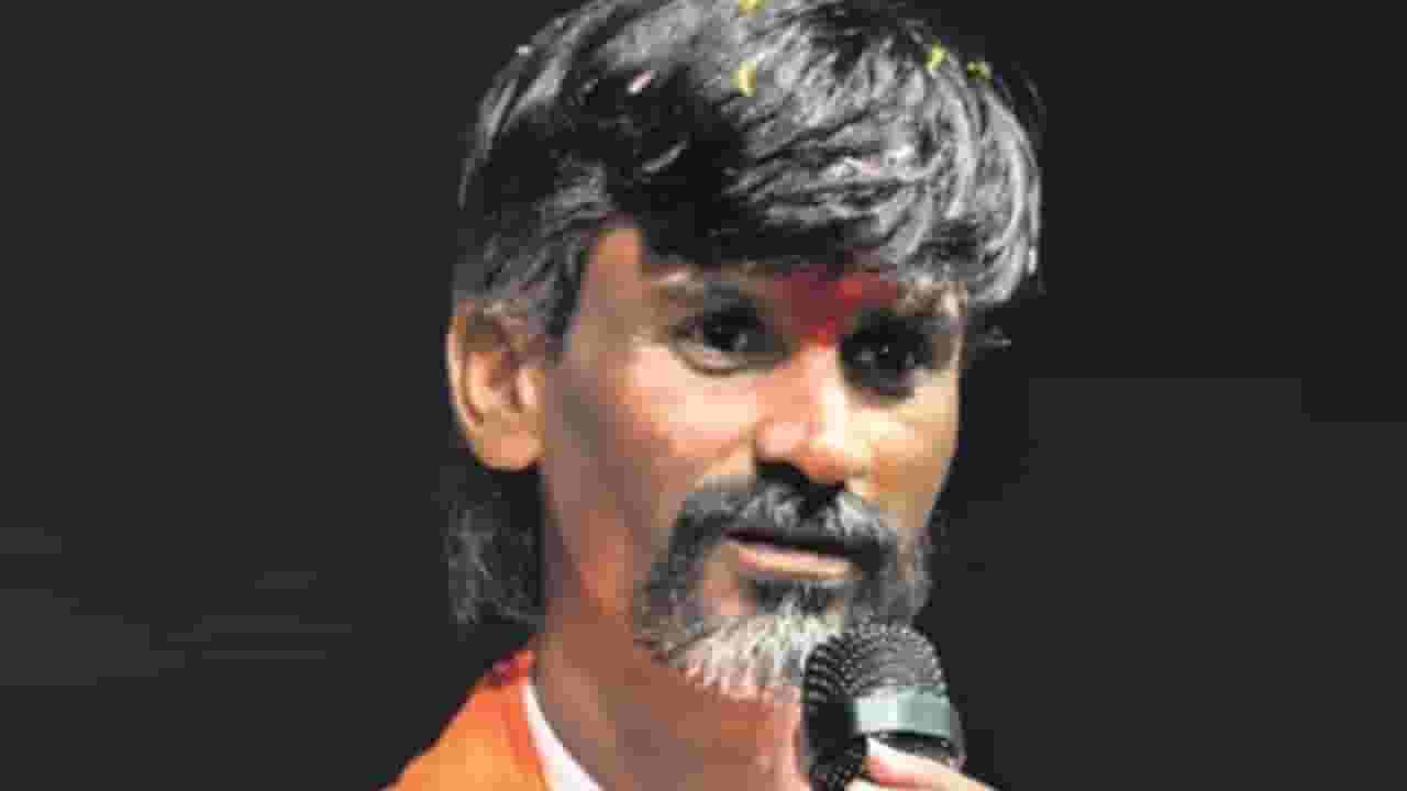 'थडग्यावर चादर चढवणारा, हिंदुत्व तोडणारा राक्षस', मराठा मोर्चाची कालीचरण महाराजांकडून खिल्ली अन् जरांगेंवर टीका