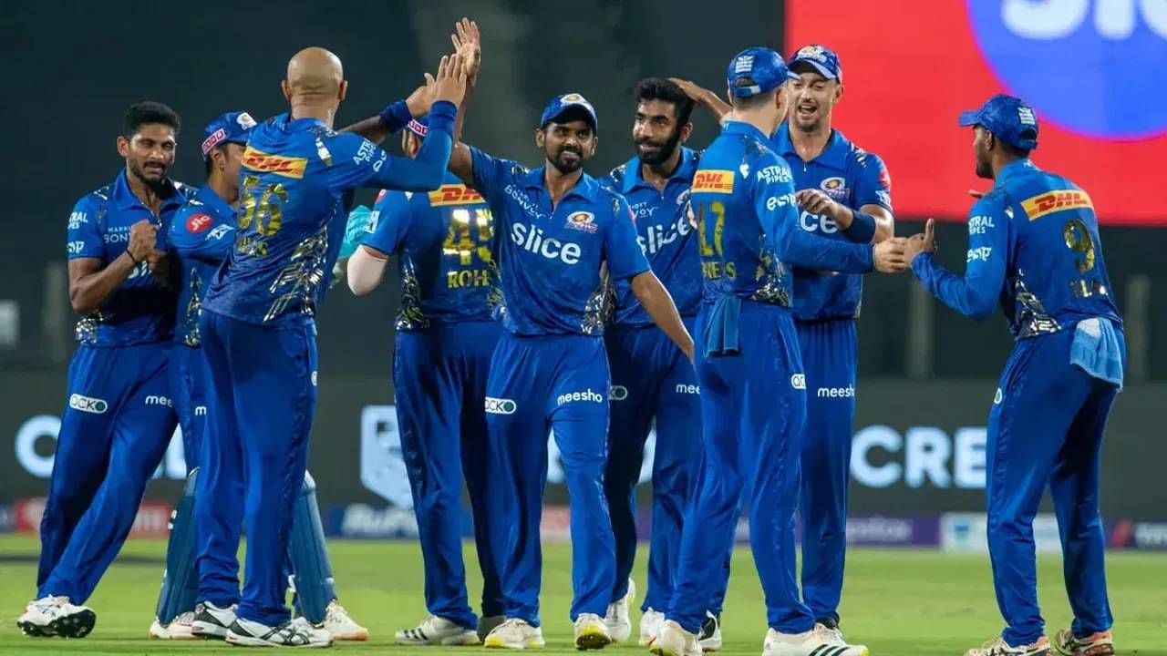 IPL Auction : या खेळाडूने लिलावापूर्वीच वाढवला आपला भाव! 200 च्या स्ट्राईक रेटने केल्या धावा