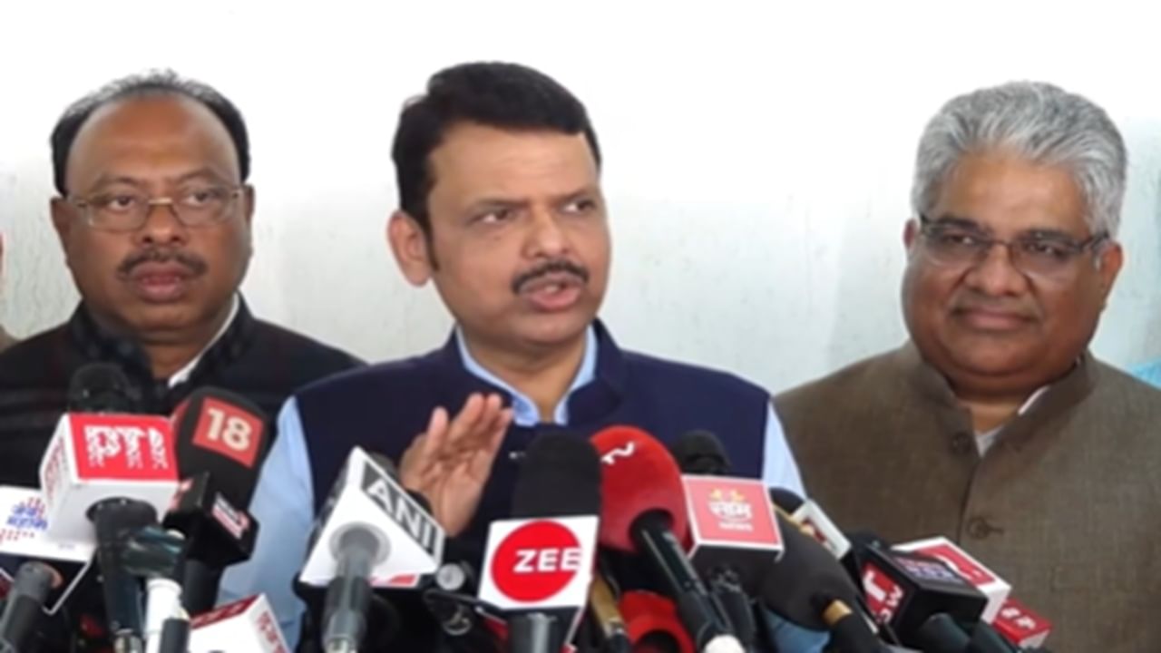 Devendra Fadnavis : देवेंद्र फडणवीस यांची मुख्यमंत्रिपदावरुन पहिली प्रतिक्रिया, स्पष्टच म्हणाले....