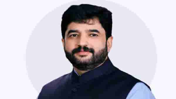 Murlidhar Mohol : मुख्यमंत्रिपदासाठी मुरलीधर मोहोळ यांचं नाव? सोशल मीडियावर होणाऱ्या चर्चांवर स्पष्टच म्हणाले…