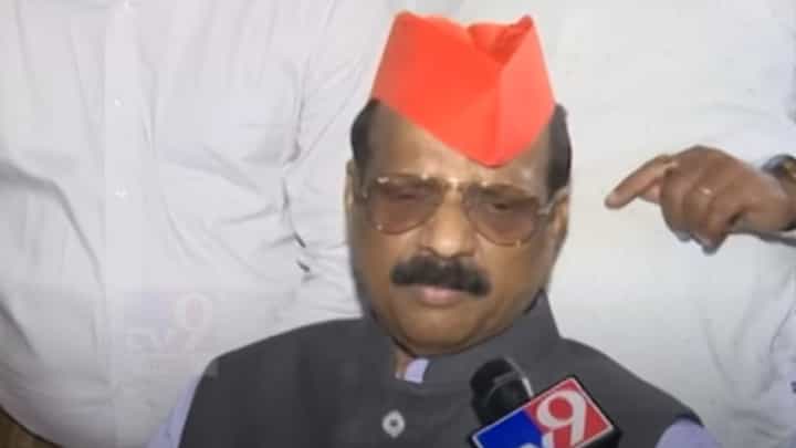 सदा सरवणकरांनी व्यक्त केला खेद, म्हणाले; 'राज ठाकरेंनी भेट नाकारली, पण जर भेटले असते तर...' सदा सरवणकरांनी व्यक्त केला खेद, म्हणाले; 'राज ठाकरेंनी भेट नाकारली, पण जर भेटले असते तर...'