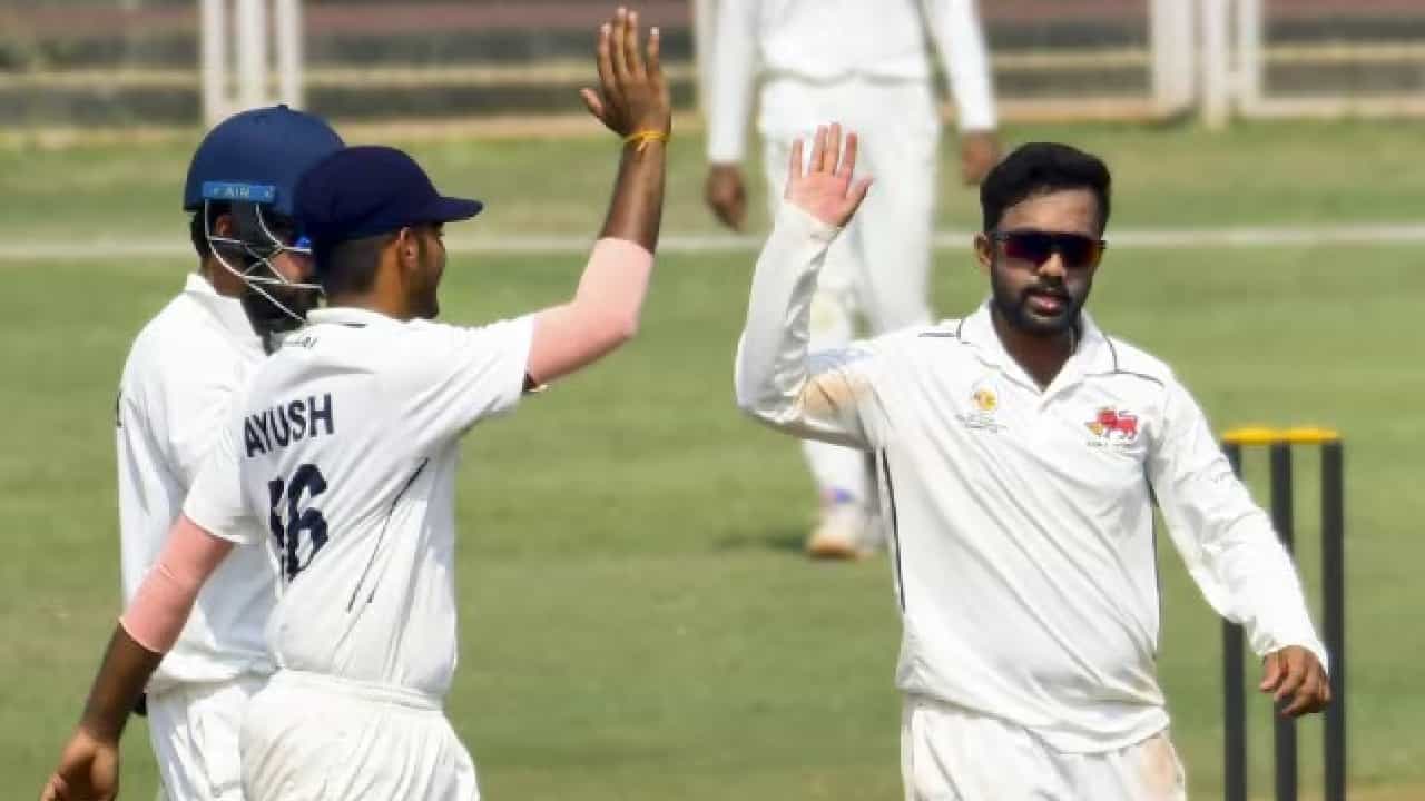 MUM vs ODI : मुंबईचा डाव आणि 103 धावांनी धमाकेदार विजय, शम्स मुलानीसमोर ओडीशाने गुडघे टेकले