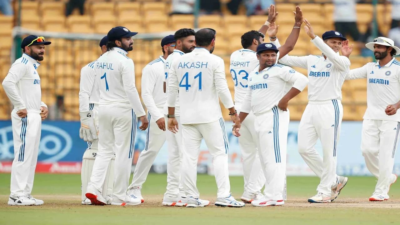 IND vs AUS : ऑस्ट्रेलिया सीरीजआधी टीम इंडियासमोर मोठा पेच, हे दोन खेळाडू आमने-सामने, मॅनेजमेंट घेणार अंतिम निर्णय IND vs AUS : ऑस्ट्रेलिया सीरीजआधी टीम इंडियासमोर मोठा पेच, हे दोन खेळाडू आमने-सामने, मॅनेजमेंट घेणार अंतिम निर्णय
