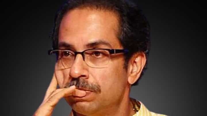 'एक दिवस असा येईल की उद्धव ठाकरे रात्री २ वाजता देश...', शिवसेनेच्या बड्या नेत्याची भविष्यवाणी 'एक दिवस असा येईल की उद्धव ठाकरे रात्री २ वाजता देश...', शिवसेनेच्या बड्या नेत्याची भविष्यवाणी