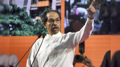 BMC निवडणुकीआधी मुंबईत ठाकरे गटासाठी एक चिंता वाढवणारी बातमी