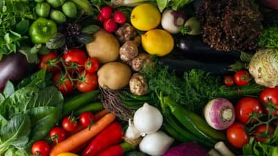 हिवाळ्यात ‘या’ भाज्या खा, वजन वाढणार नाही, आजारही दूर राहतील