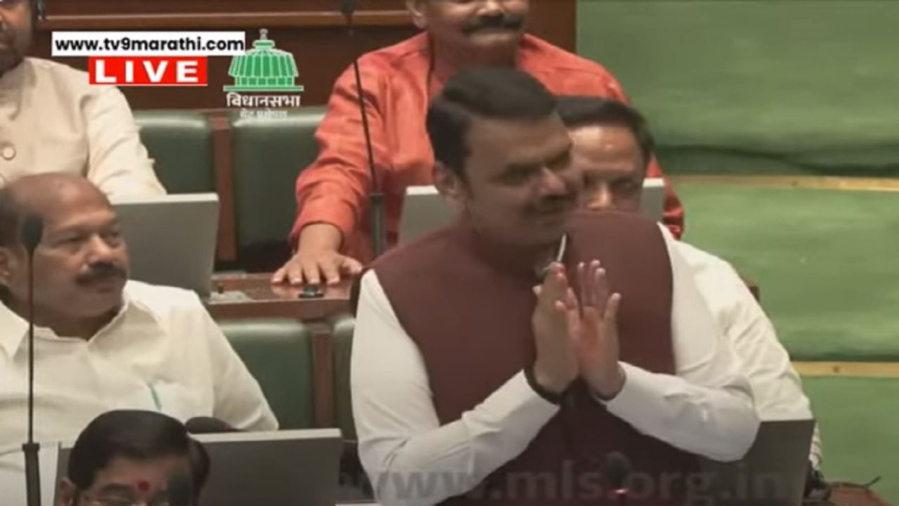 Devendra Fadnavis : 'ते मी सांगत नाही केक वैगरे...', राहुल नार्वेकरांचं कौतुक करताना देवेंद्र फडणवीसांना सांगितला 'तो' किस्सा