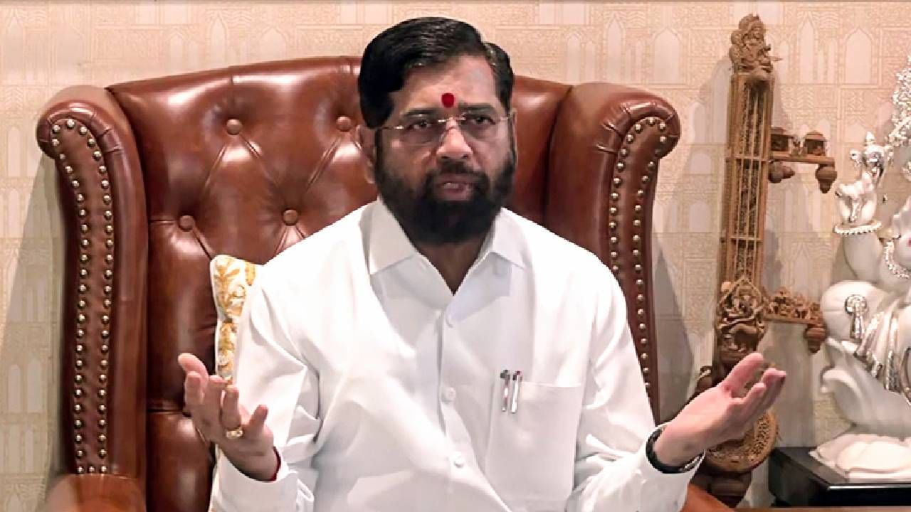 Eknath Shinde : एकनाथ शिंदेंचा पक्षाच्याच दोन मोठ्या नेत्यांना झटका, भेट नाकारली, मंत्रिपदासाठी जोरदार लॉबिंग