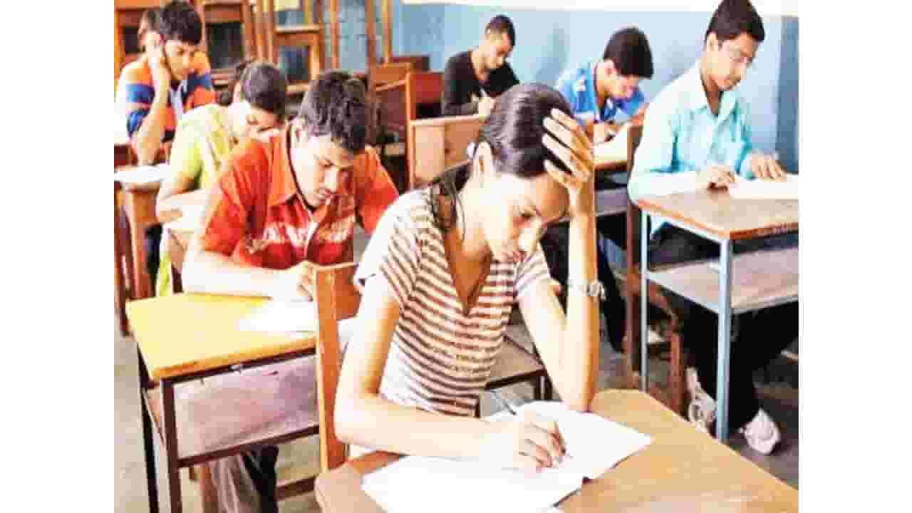 HSC Board Exam Video : पोरांनो...ऑल द बेस्ट! 12 वीची परीक्षा उद्यापासून अन् ‘या’ दिवशी लागणार रिझल्ट HSC Board Exam Video : पोरांनो...ऑल द बेस्ट! 12 वीची परीक्षा उद्यापासून अन् ‘या’ दिवशी लागणार रिझल्ट