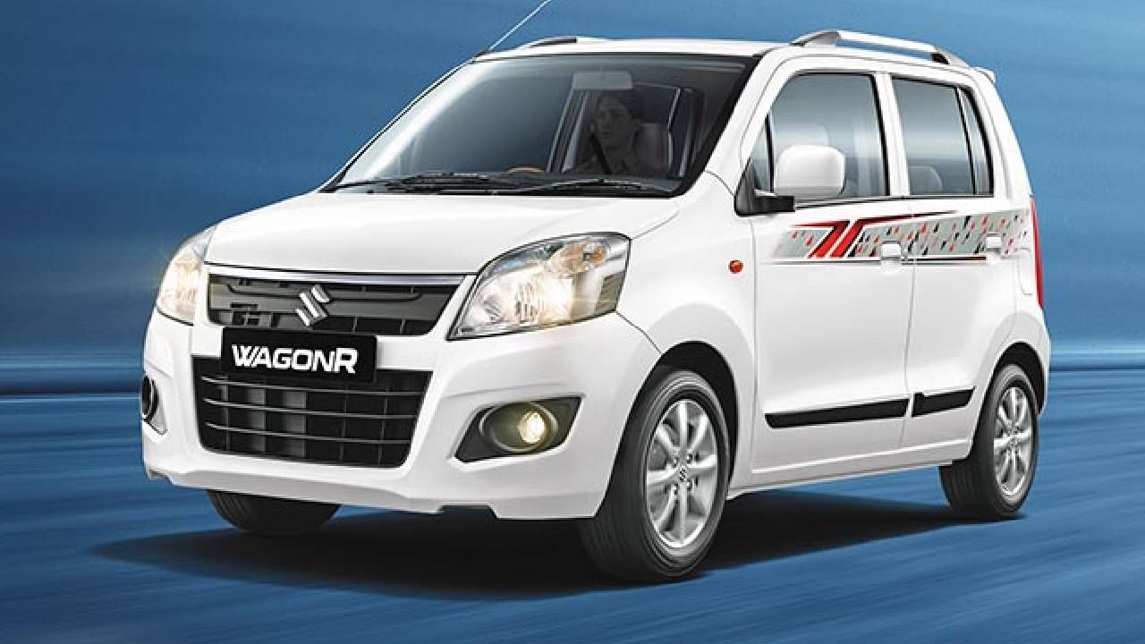 Maruti Suzuki Wagon R  :  मारुतीची ही कार 1.0-लिटर पेट्रोल इंजिनमध्ये मॅन्युअल ट्रान्समिशनमध्ये  24.35 किमी/लिटर आणि एएमटीसह 25.19 किमी/लिटर मायलेज देते. 