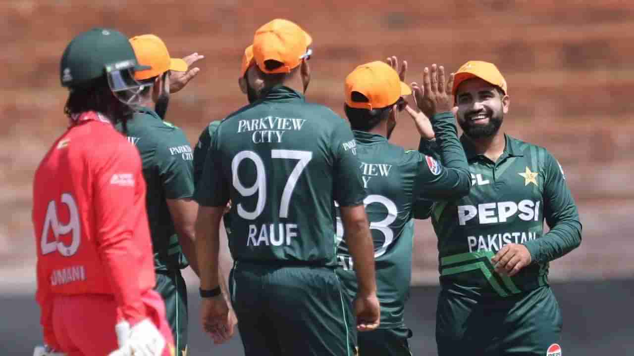 PAK vs ZIM : T20 मध्ये 20 धावात 10 विकेट, झिम्बाब्वेची वाट लावली, कोण आहे पाकिस्तानी बॉलर सुफियान मुकीम?