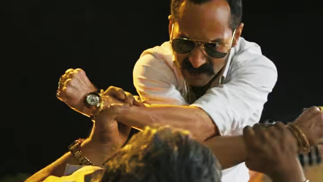 फहाद फ़ासिल हा आलिशान कारचा फॅन आहे. त्याच्याकडे 1.84 कोटींची Porsche 911 Carrera S ही कार आहे. तर त्याच्या गॅरेजमध्ये 2.35 कोटी किंमतींची रोवर वोग आणि 70 लाखांची मर्सिडीज बेन ई या कार आहेत.