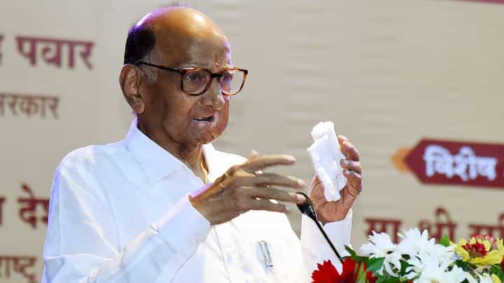 शरद पवार गटात अलबेल नाही? एका गटाचं म्हणणं दुसऱ्या गटाला पटत नाही... सत्तेत सहभागी होण्यासाठी 2 मतप्रवाह? शरद पवार गटात अलबेल नाही? एका गटाचं म्हणणं दुसऱ्या गटाला पटत नाही... सत्तेत सहभागी होण्यासाठी 2 मतप्रवाह?